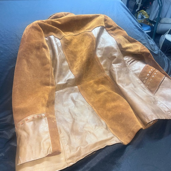 Ms. PIONEER Rust Brown Suede & Leather Trim Shearling Jacket - Picture 8 of 8